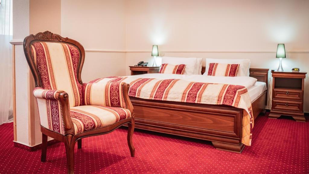 Hotel Capital With Private Wellness Nitra Eksteriør bilde