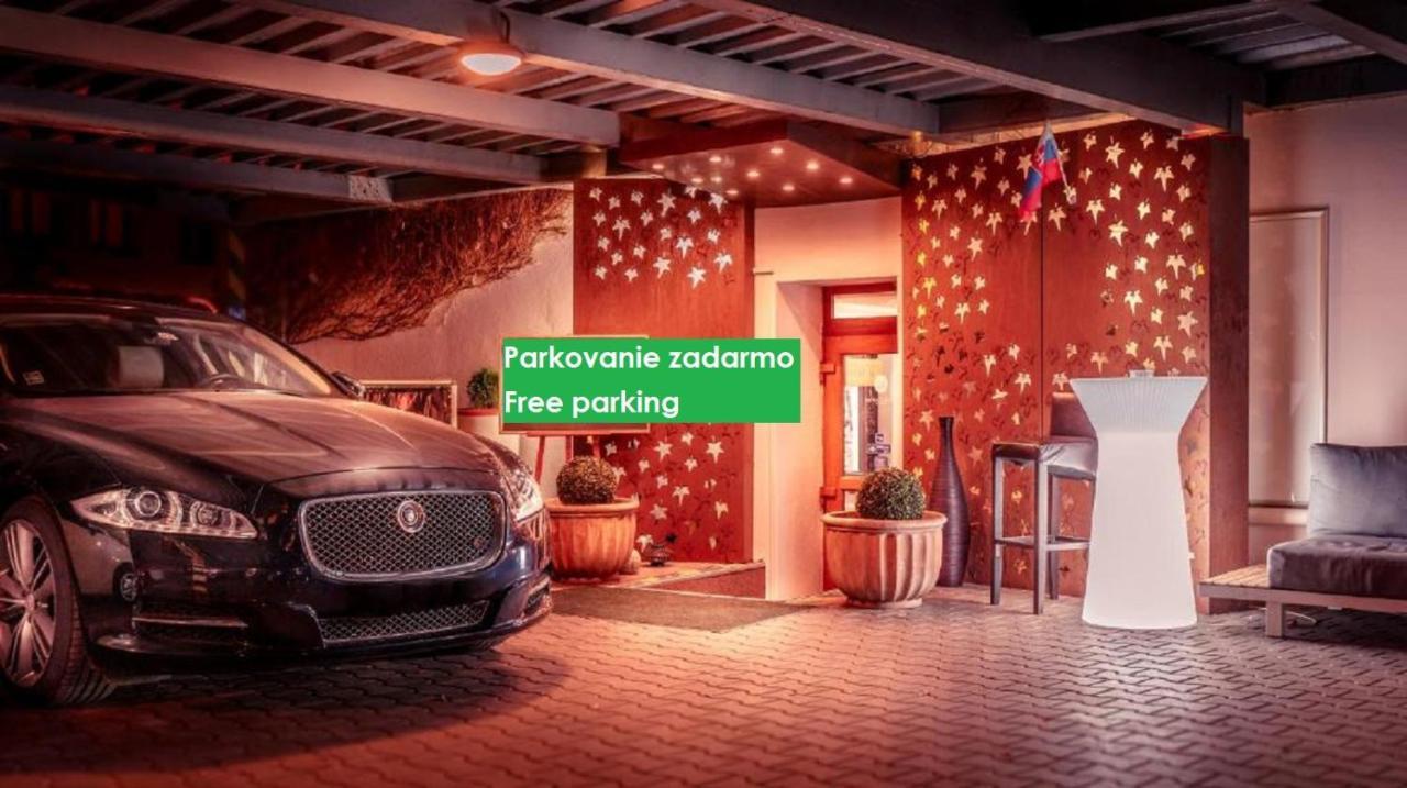 Hotel Capital With Private Wellness Nitra Eksteriør bilde